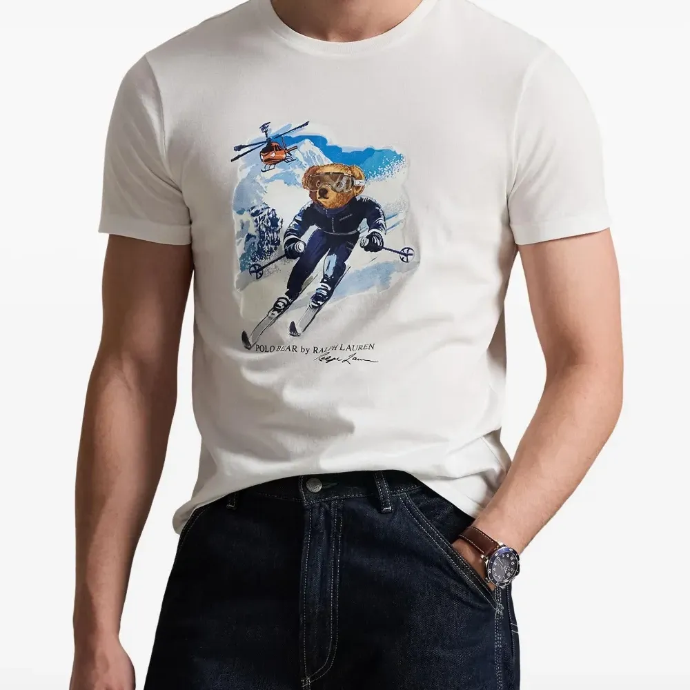 Футболка с графичным принтом