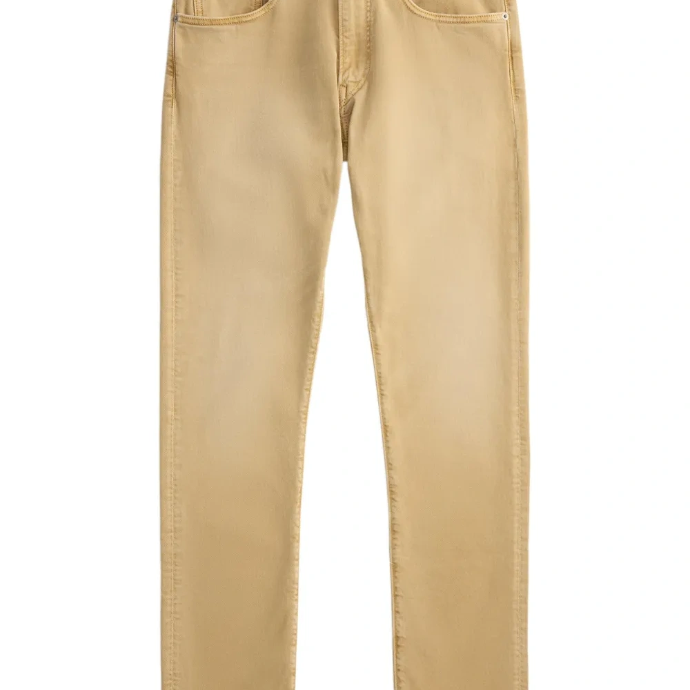 Джинсы с карманами