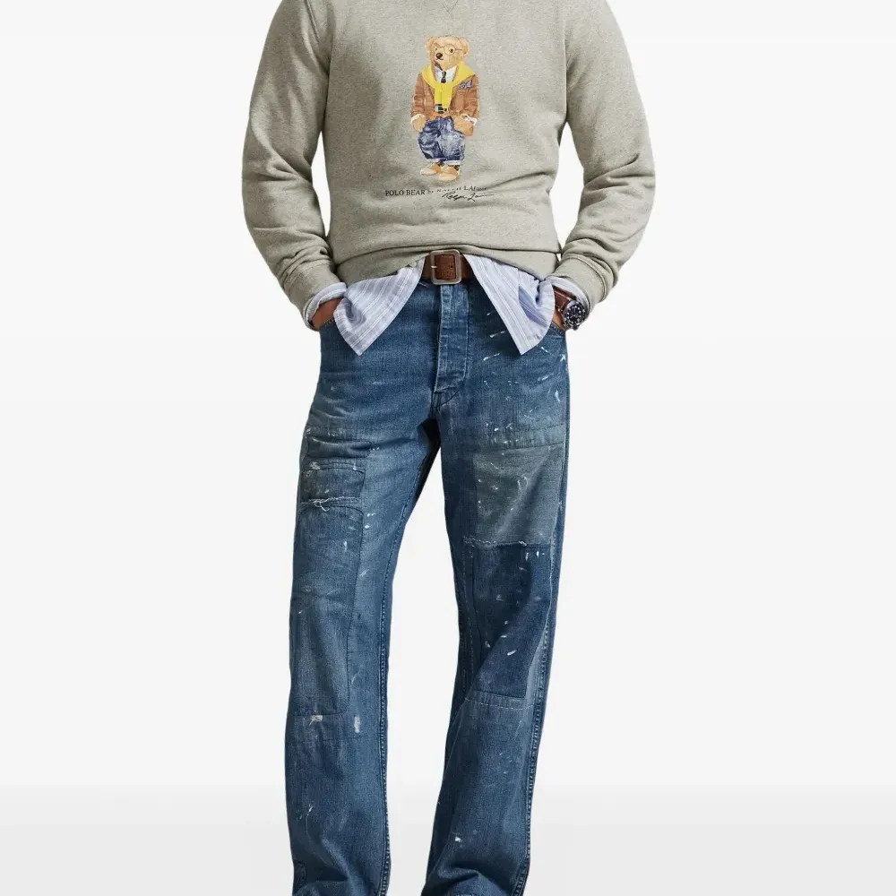 Толстовка с круглым вырезом