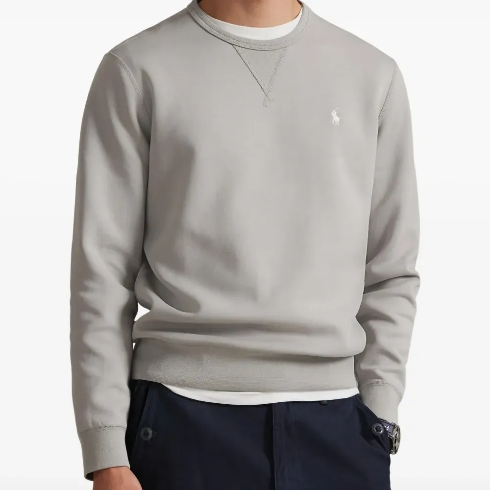 Толстовка с длинными рукавами