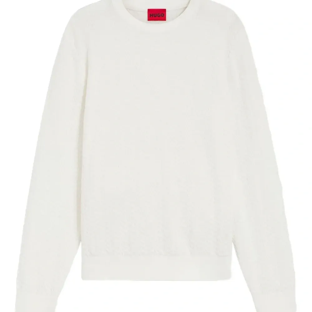 Фактурные кроссовки