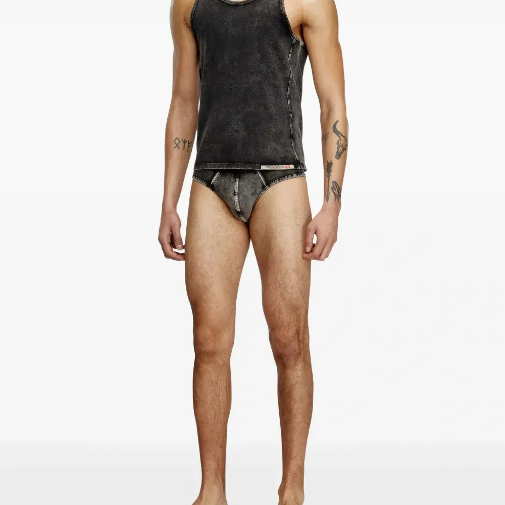 Топ Walty-Dnm с логотипом