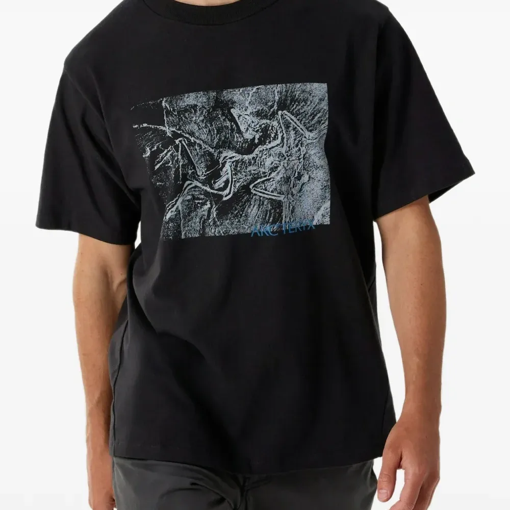 Футболка с круглым вырезом и графическим принтом Kragg