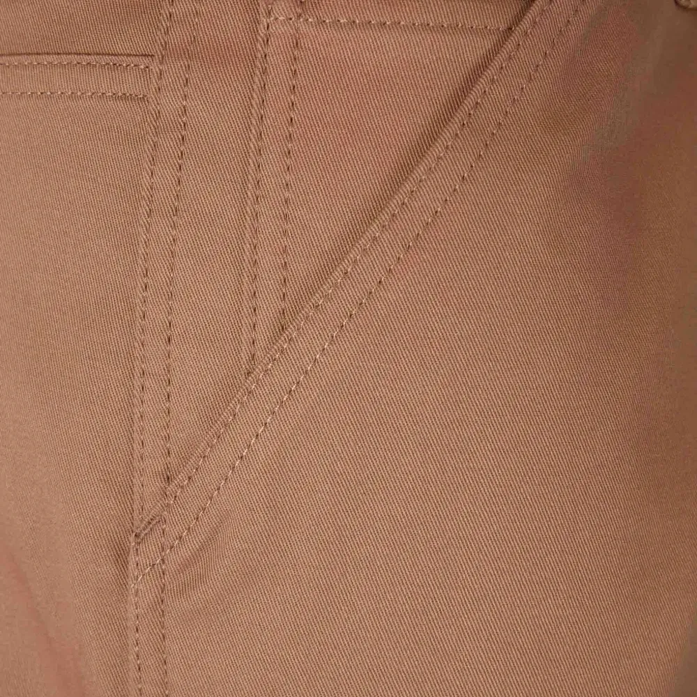 Брюки с боковыми карманами