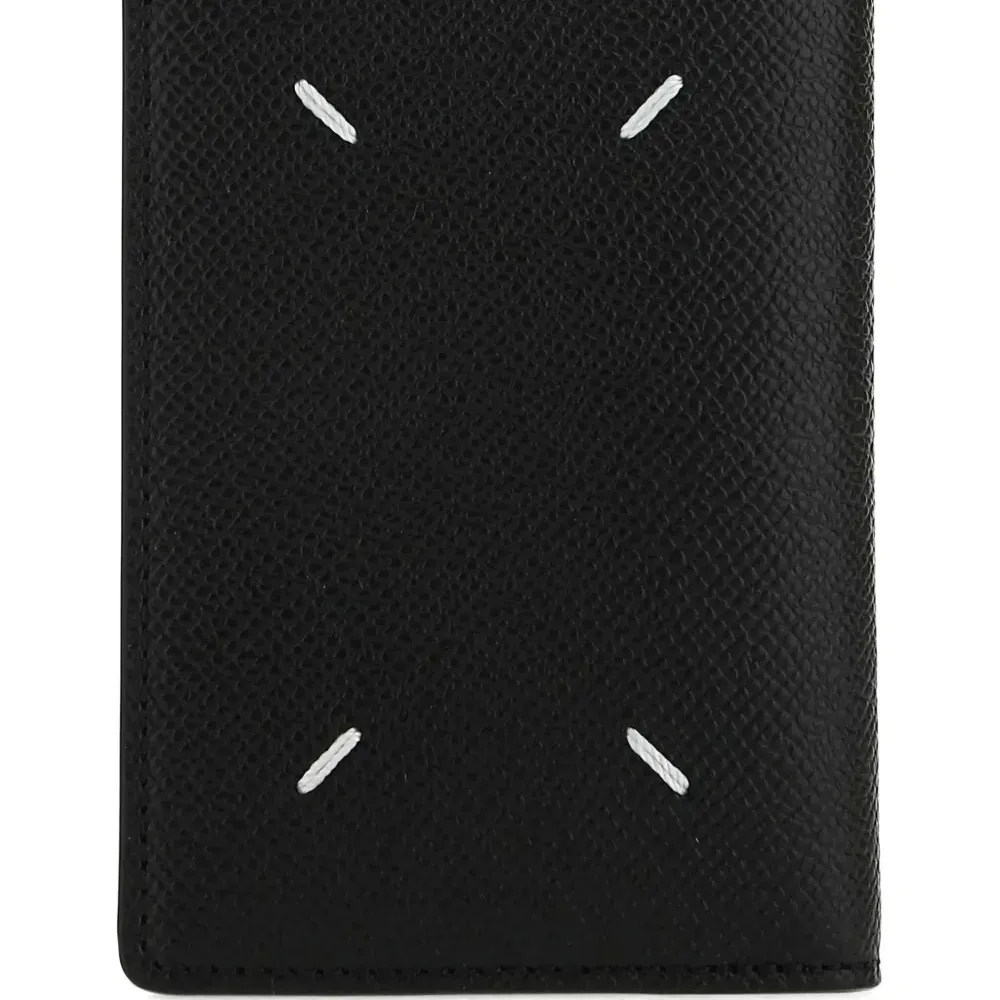 Кожаный кардхолдер с прошивкой Кожаный кардхолдер с прошивкой