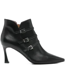 Ботильоны с пряжками Ботильоны с пряжками