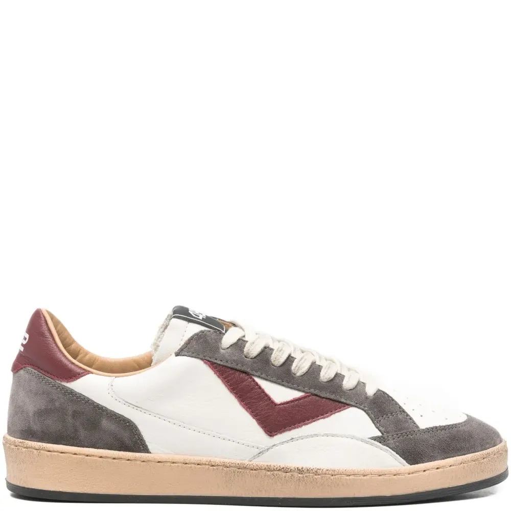 Кроссовки Play New из разных материалов