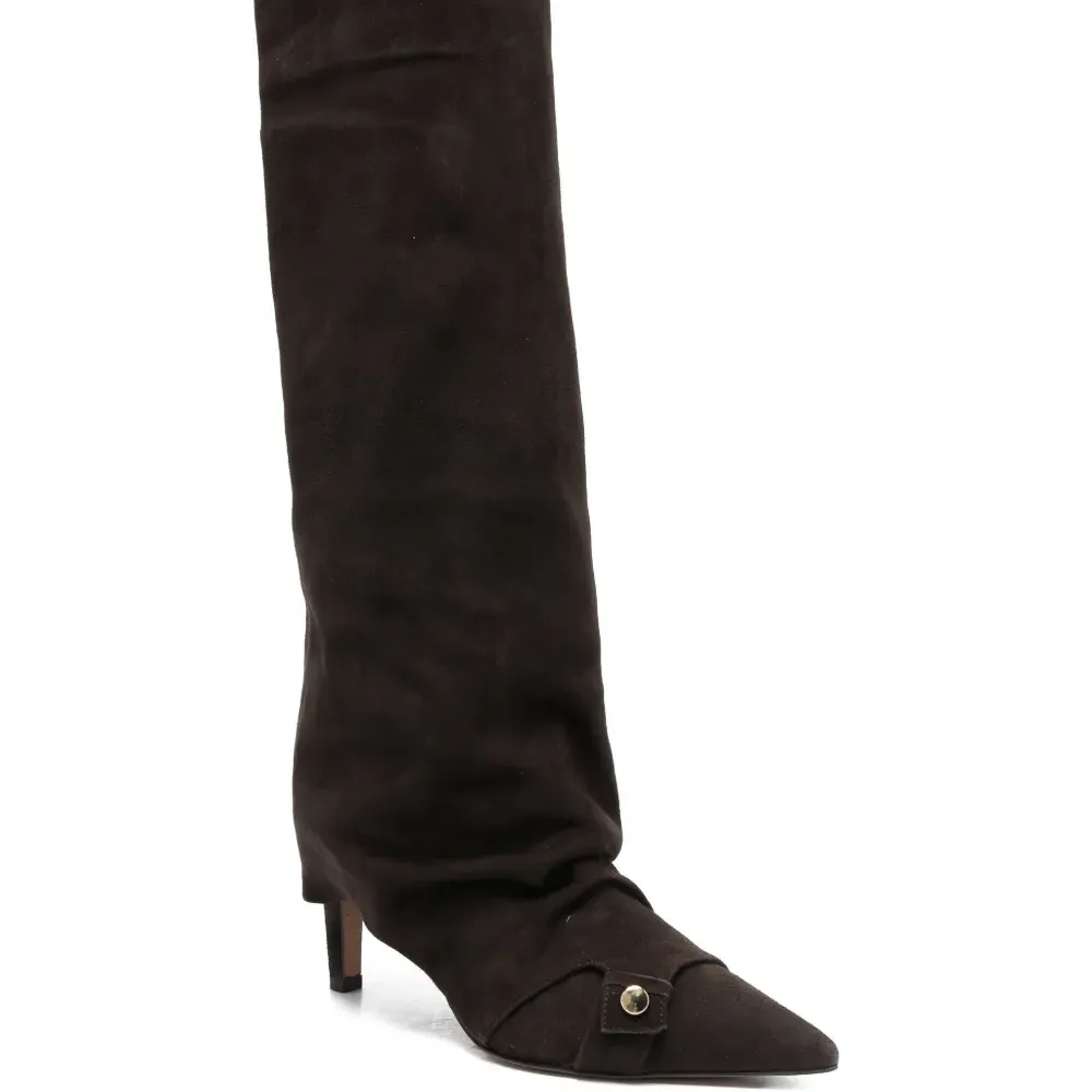 Ботинки на шнуровке Ботинки на шнуровке