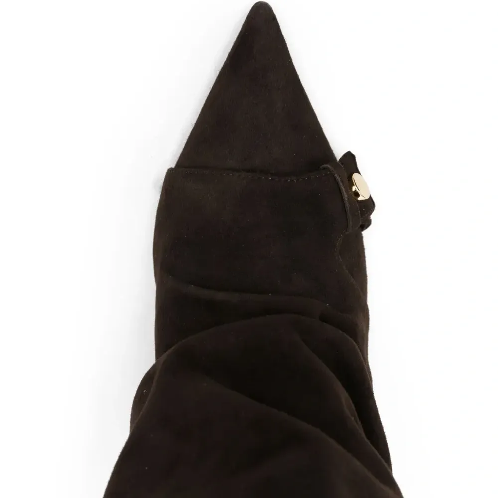 Ботинки на шнуровке Ботинки на шнуровке