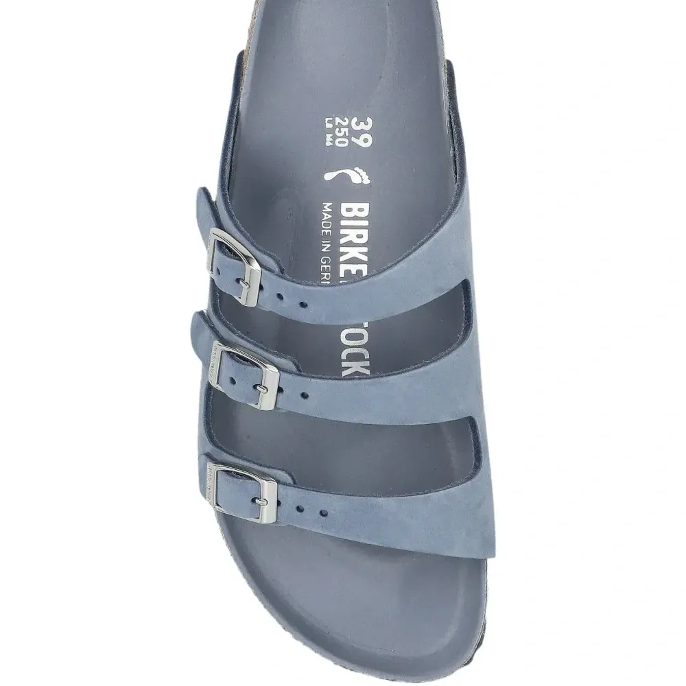 Шлепанцы с ремешками Шлепанцы с ремешками