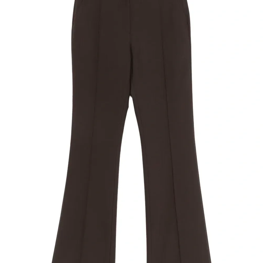 Брюки с отделкой швами