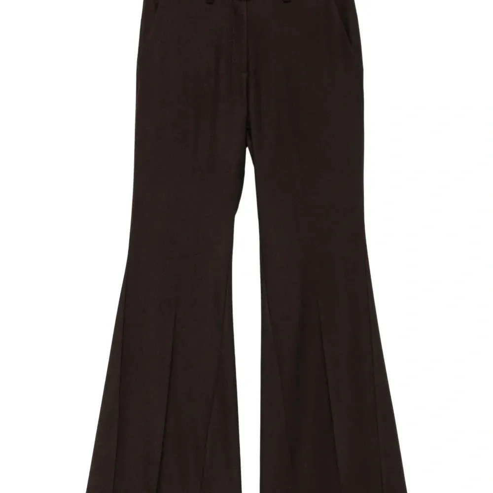 Расклешённые брюки