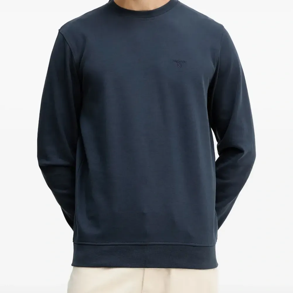 Толстовка с вышитым логотипом