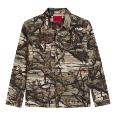 Куртка с узором на пуговицах