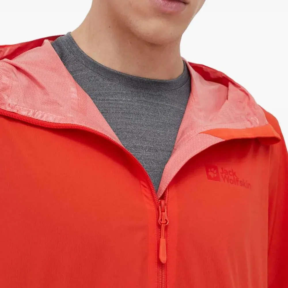 Куртка с капюшоном на молнии