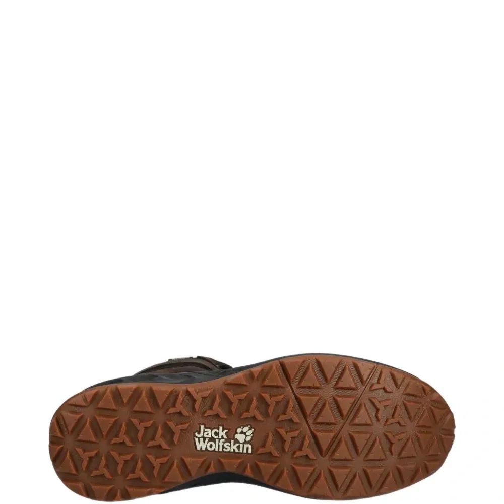 Ботинки на шнуровке