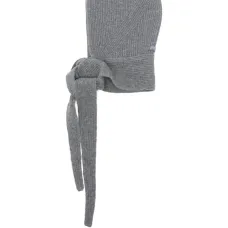 Шапка с завязками