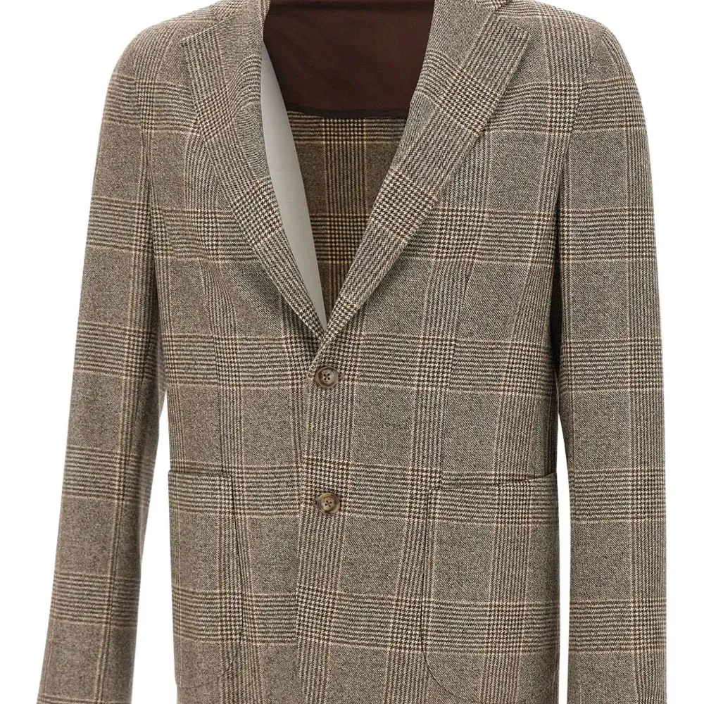 Клетчатый пиджак на пуговицах