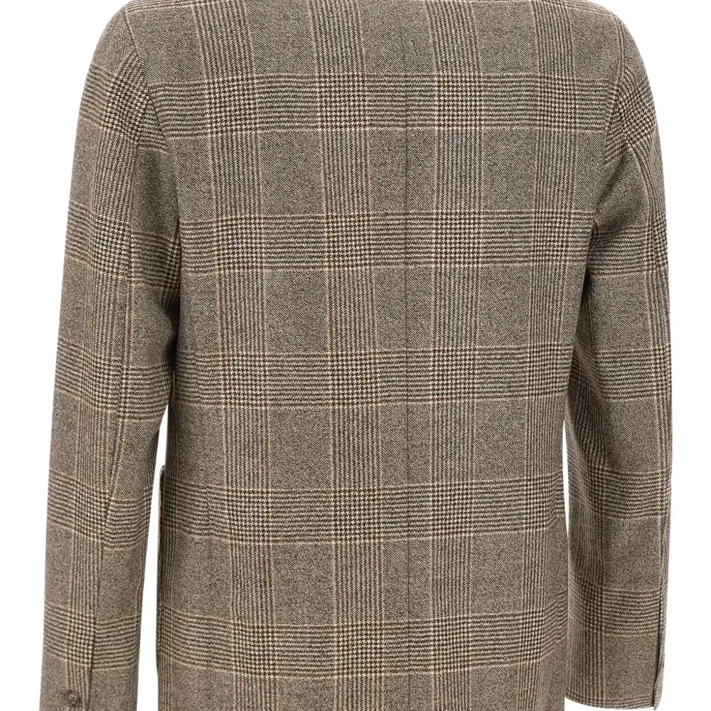 Клетчатый пиджак на пуговицах