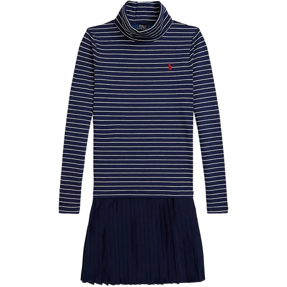 Платье в полоску