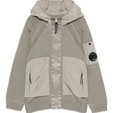 Куртка на молнии с капюшоном