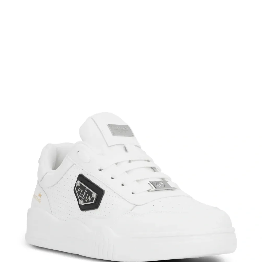 Кеды с перфорацией