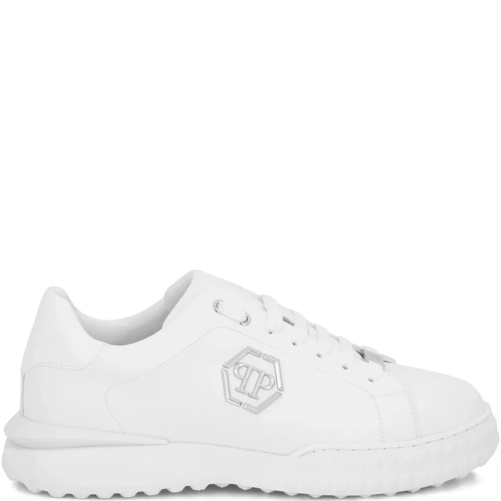 Кроссовки с логотипом