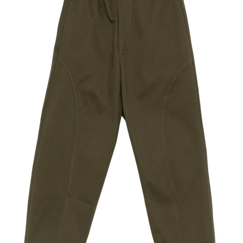 Брюки с декоративной строчкой