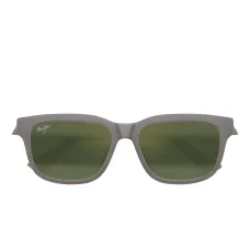 Солнцезащитные очки в квадратной оправе