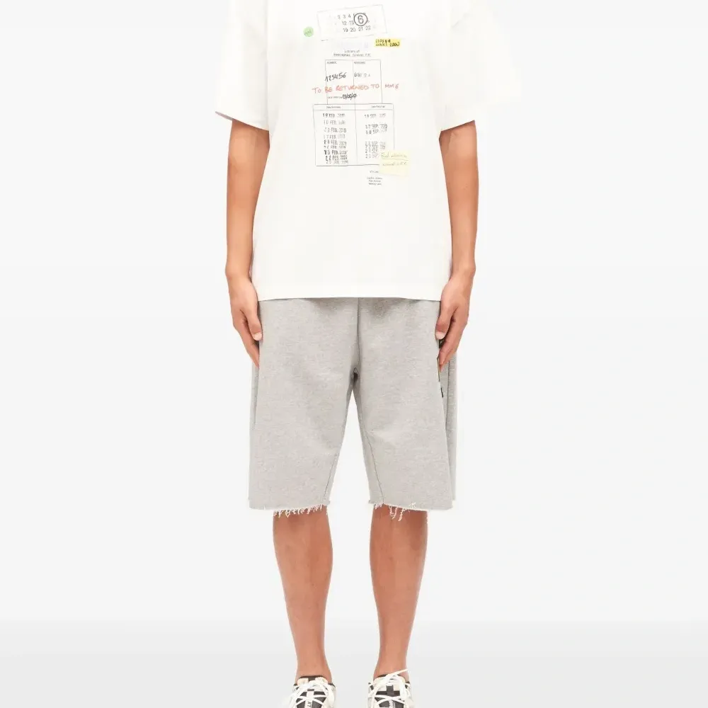 Футболка с круглым вырезом