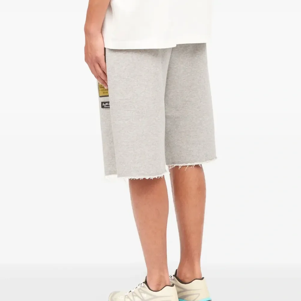 Футболка с круглым вырезом