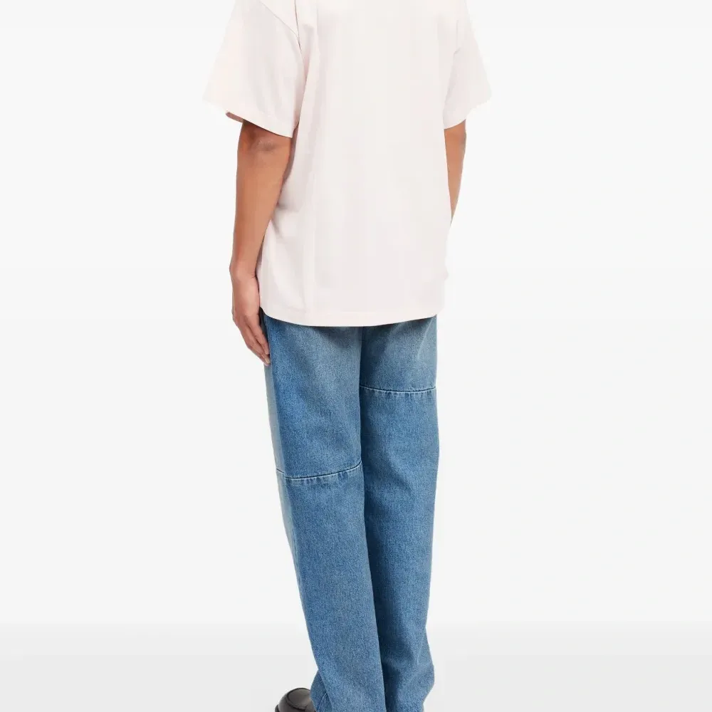 Футболка с круглым вырезом