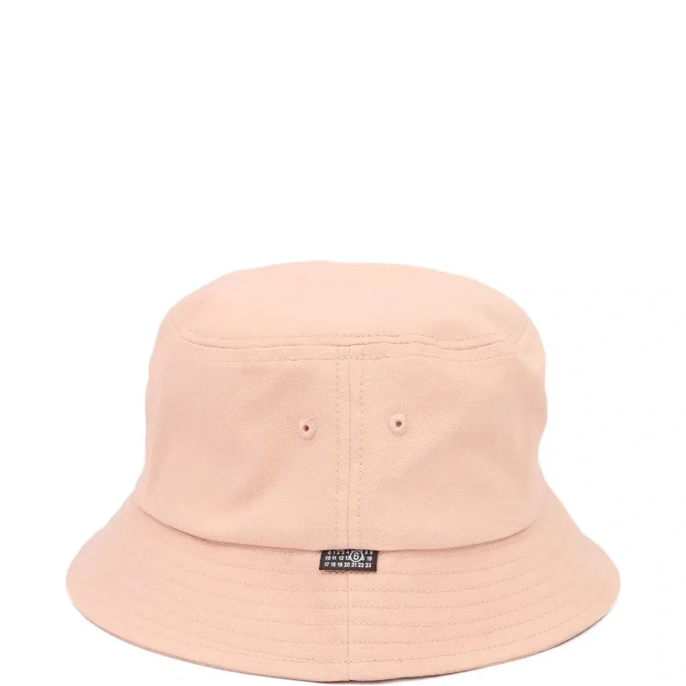 Панама с вышивкой