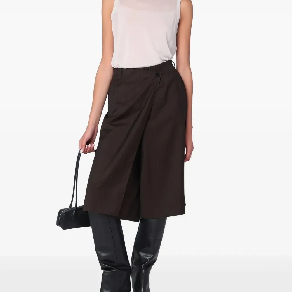 Футболка без рукавов