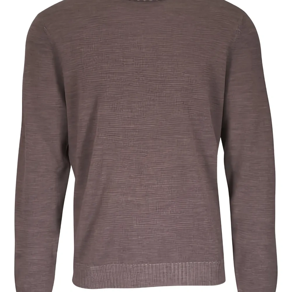 Рифлёный свитер с длинными рукавами