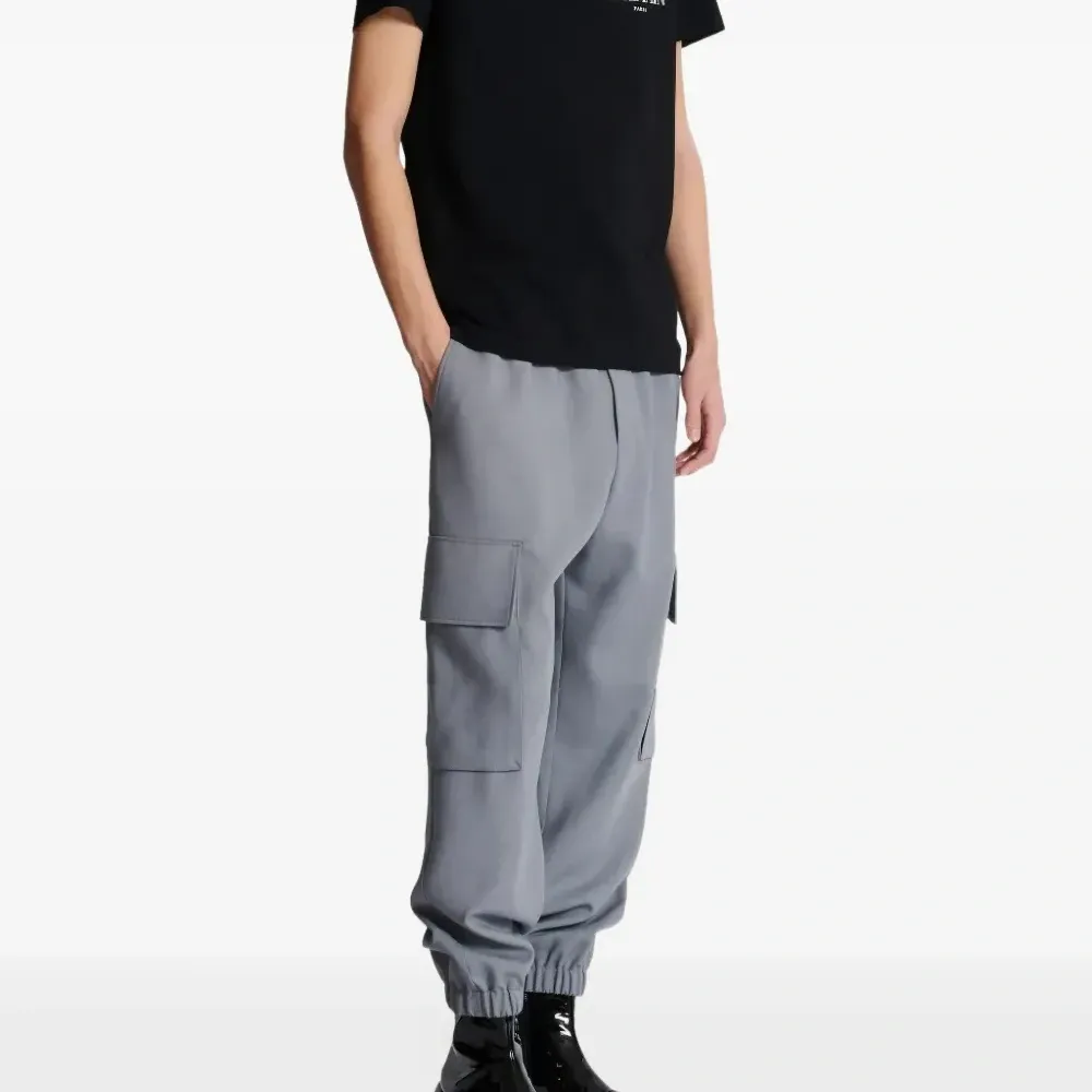 Футболка с логотипом и круглым вырезом