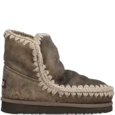 Сапоги с отделкой крючком