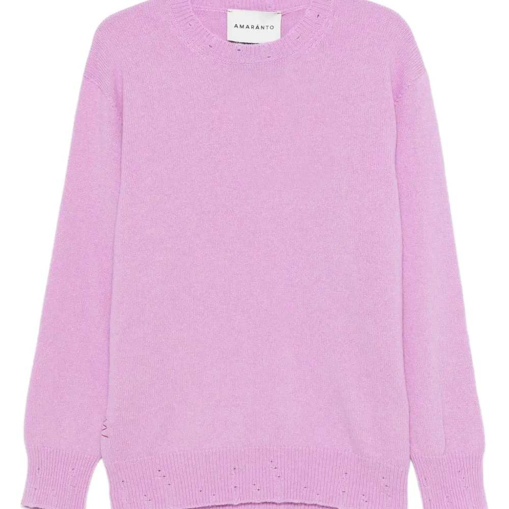 Свитер с круглым вырезом