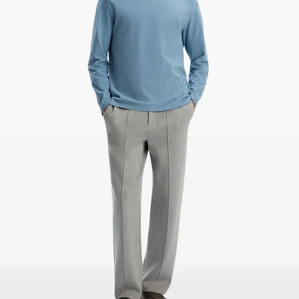 Футболка с длинными рукавами