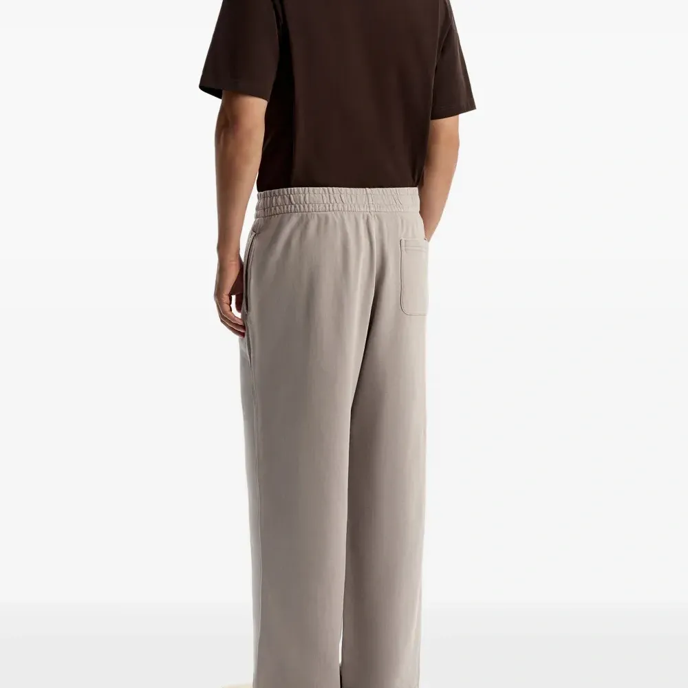 Спортивные брюки