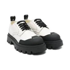 Кеды с контрастным носком Кеды с контрастным носком