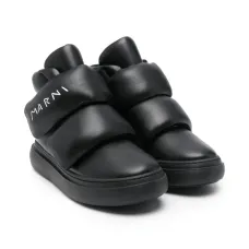 Дутые кроссовки