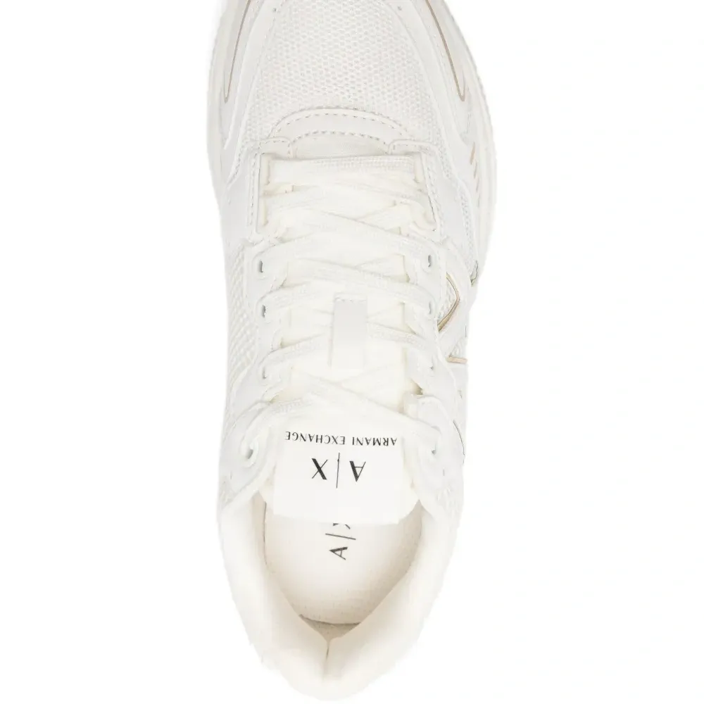 Кроссовки с панелями и логотипом, низкие