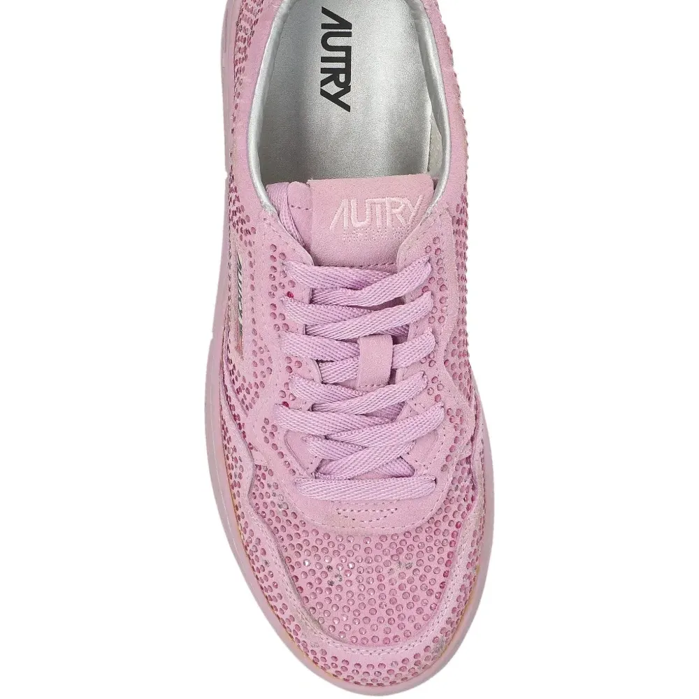 Кроссовки с кристаллами