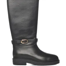 Ботинки с пряжками