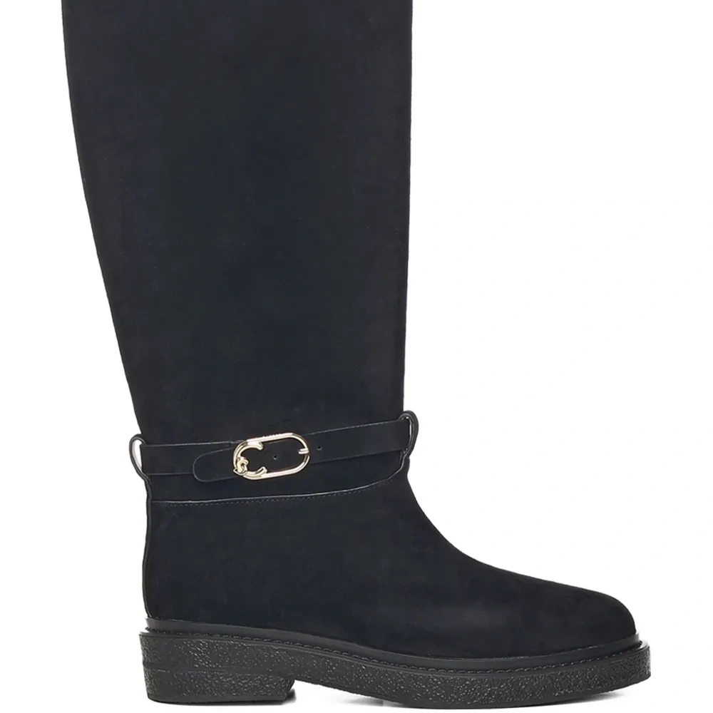 Ботинки с пряжками