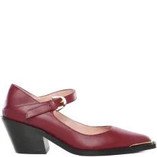 Кожаные туфли на ремешке с пряжкой