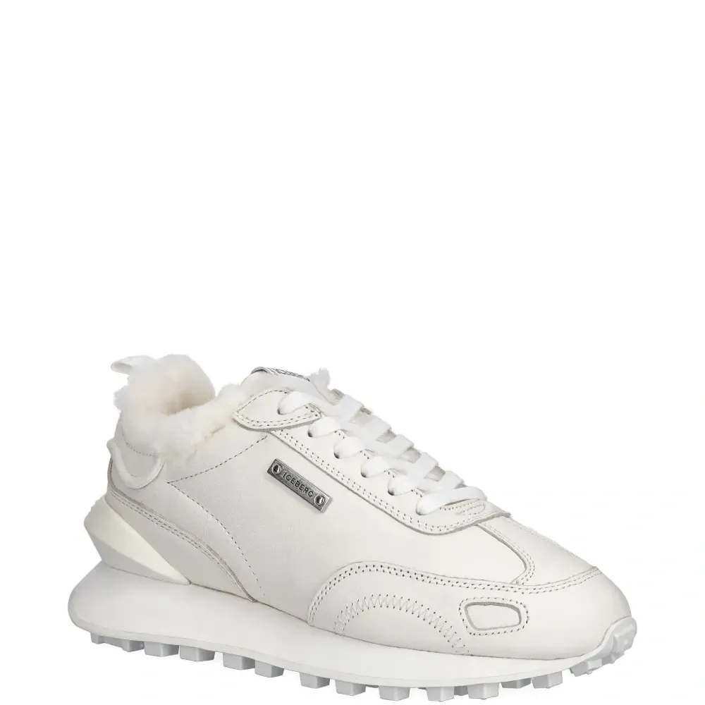 Кеды на шнуровке с логотипом