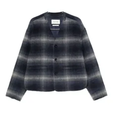 Клетчатый пиджак