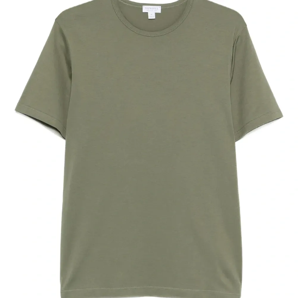 Футболка с круглым вырезом